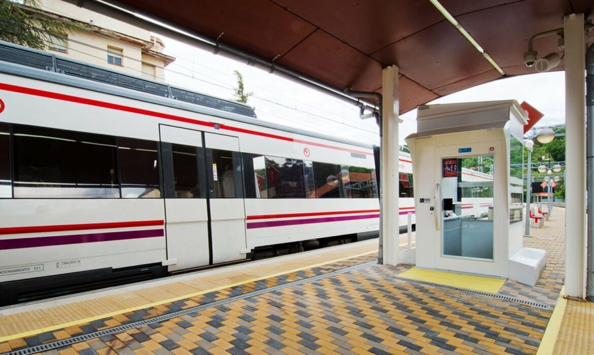 Disabled lift in Cercedilla train station, Spain