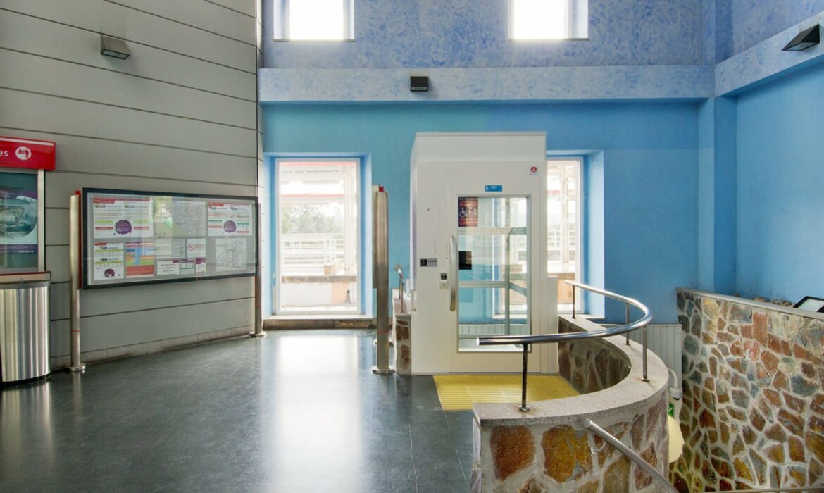 Wheelchair accessible lift in Torrelodone train station, Spain