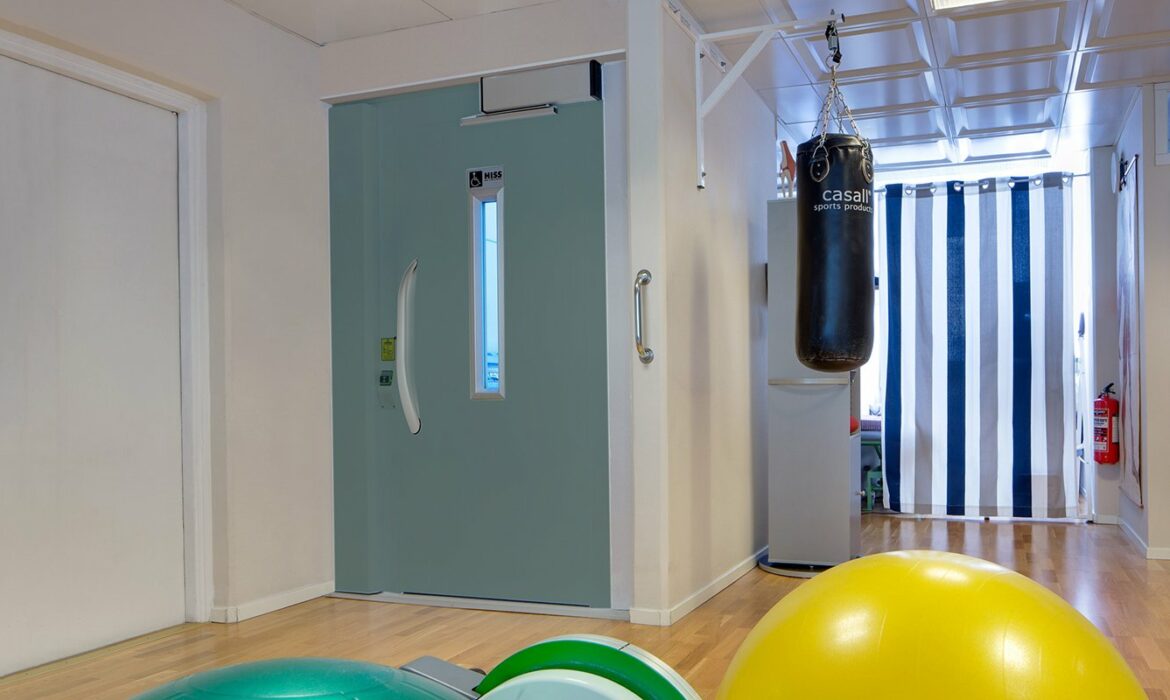 EI60 fire rated doors