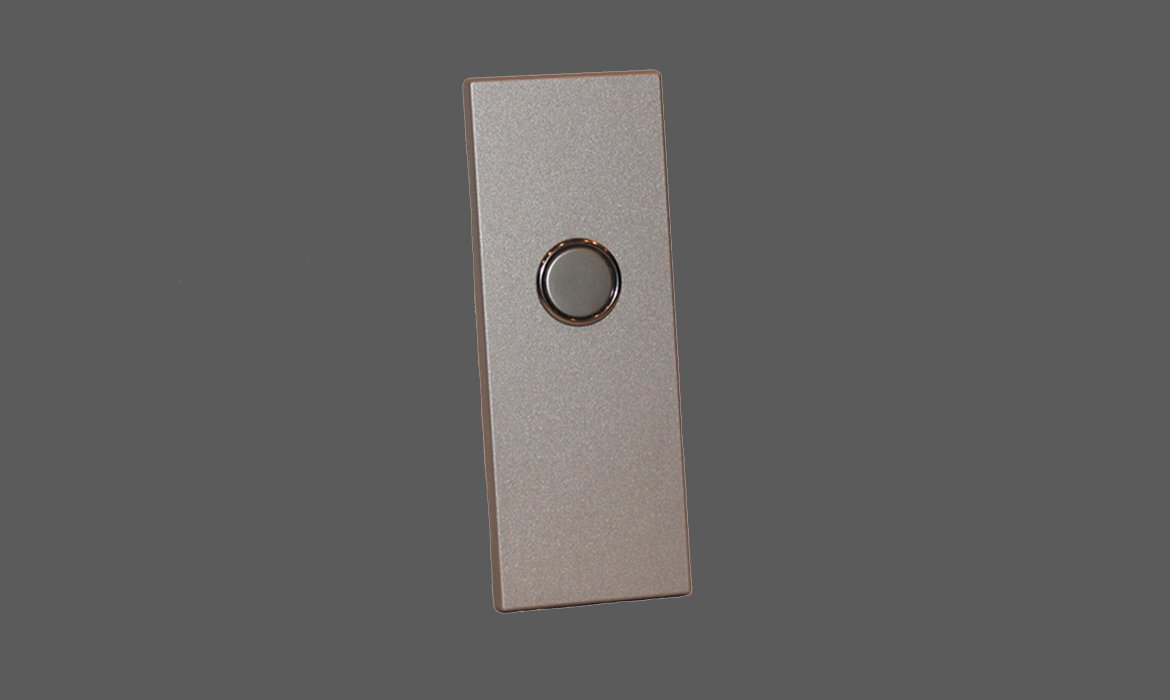 Round button in stainless steel