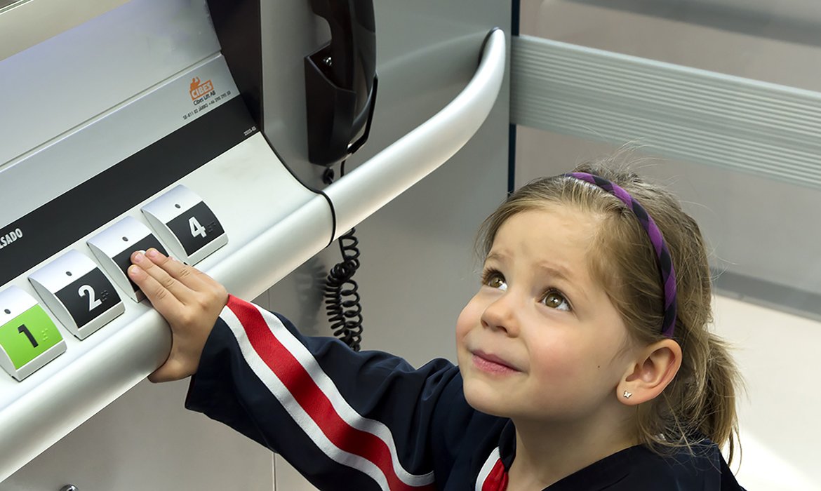 School lift installed by Nike Colombiana