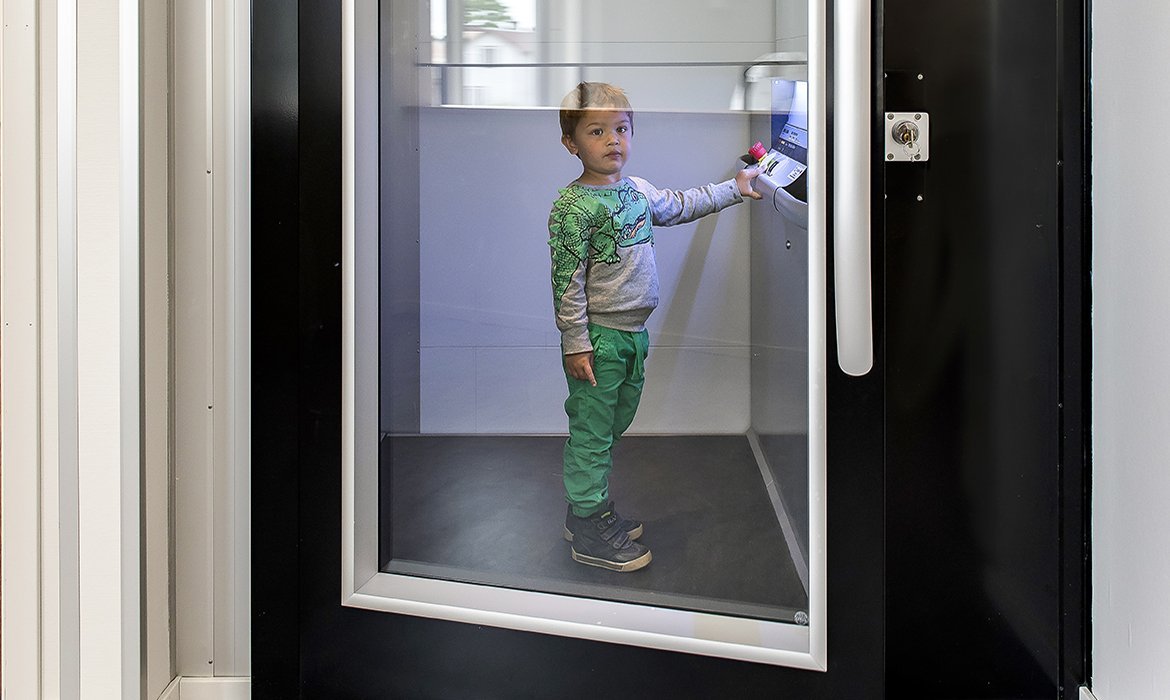 School lift with auto-lock solution