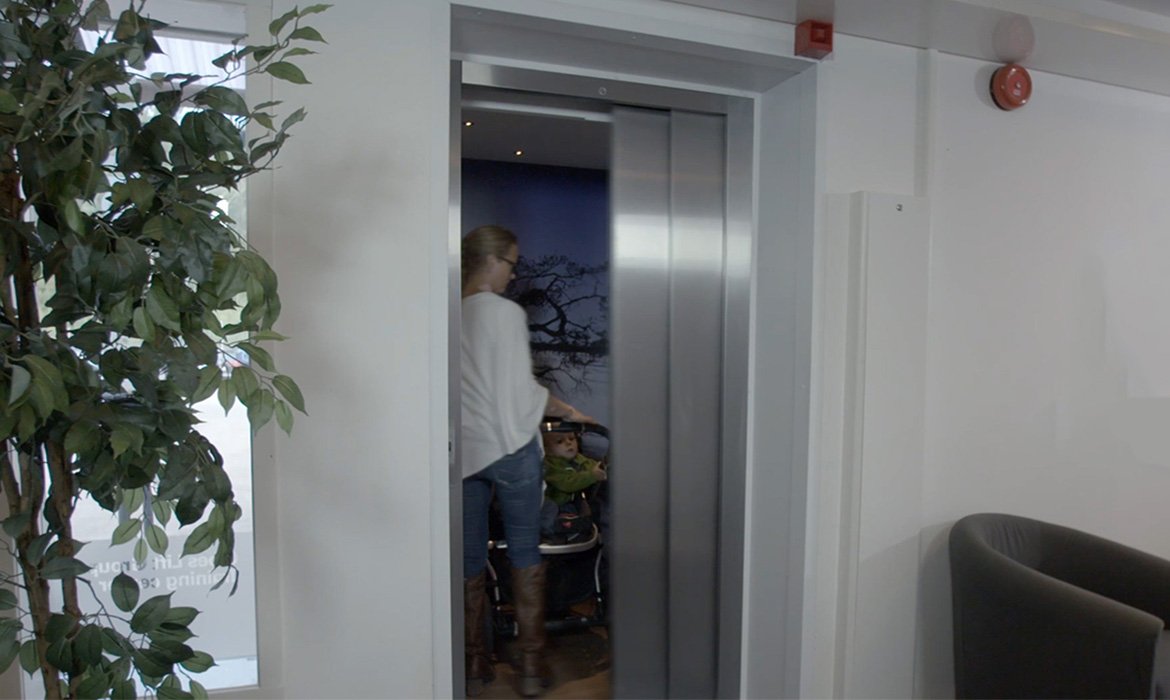Wheelchair lift for public and commercial buildings