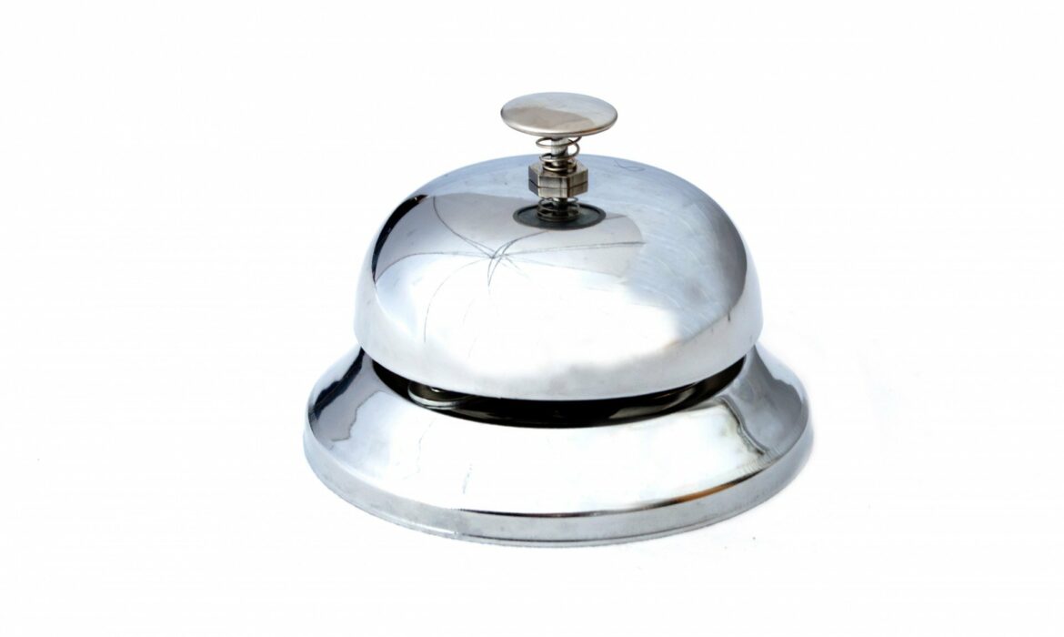 Arrival bell or ding dong for lifts