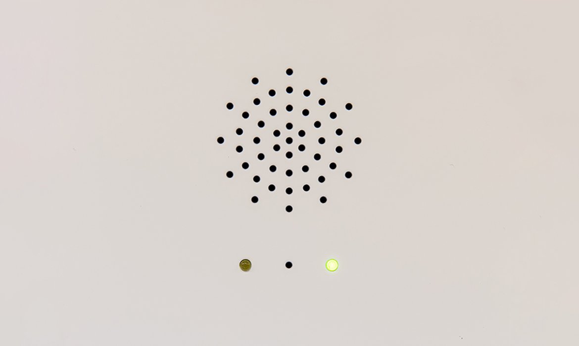 Communication systems for platform lifts