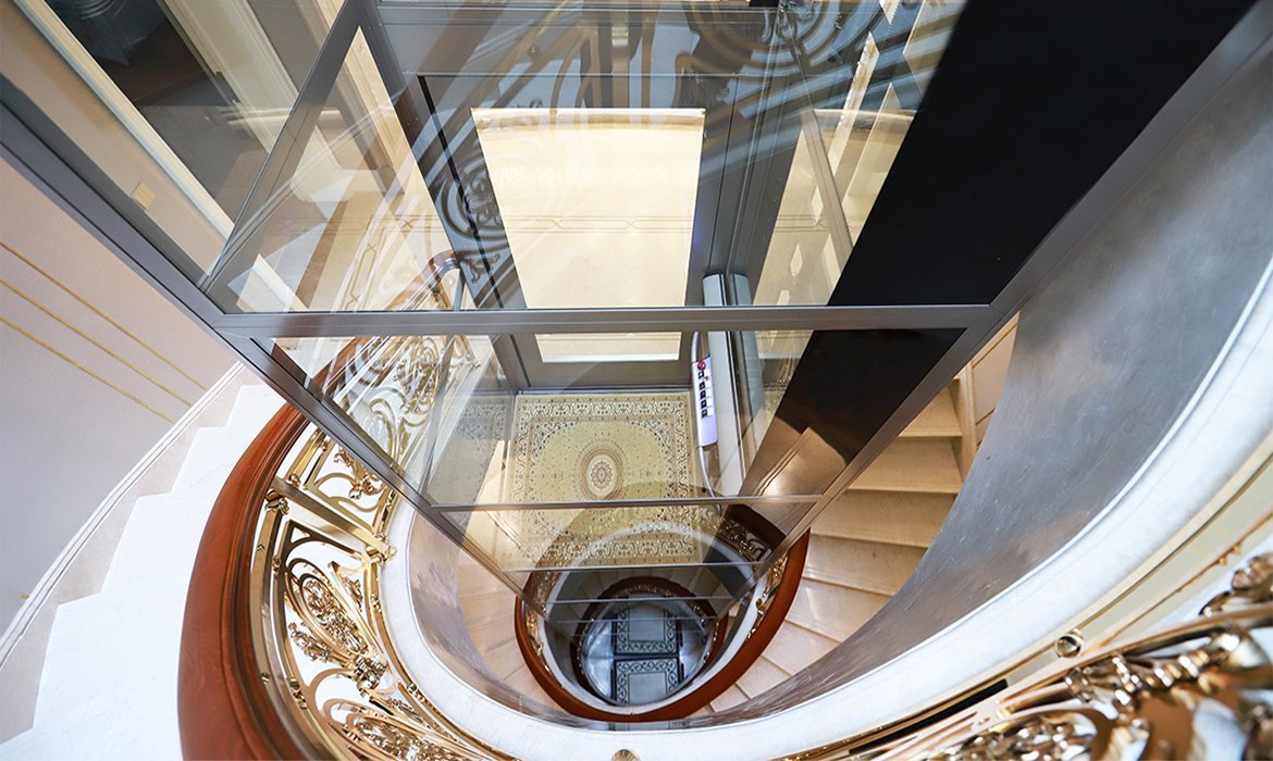 Lift in sprial staircase